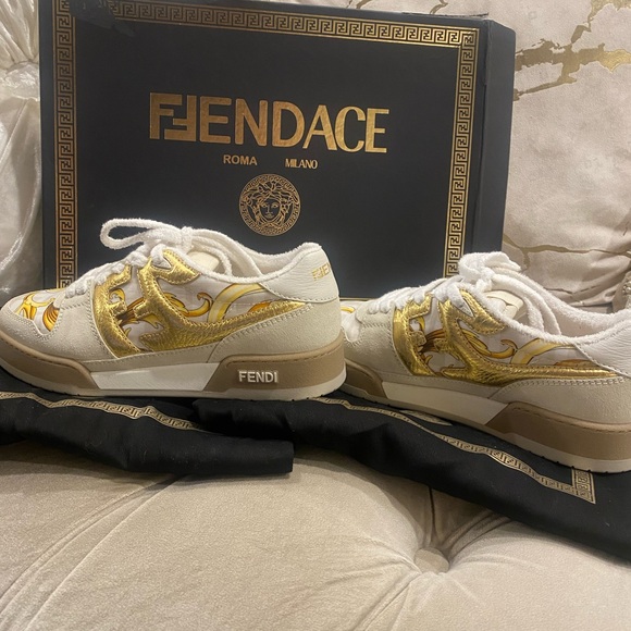 Fendi Women's White and Gold Sneakers. LIMITED ADDITION. - Picture 12 of 13